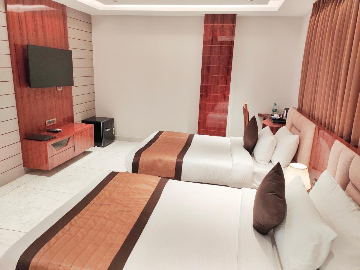 Hotel Suncity Palace Katihar Ngoại thất bức ảnh