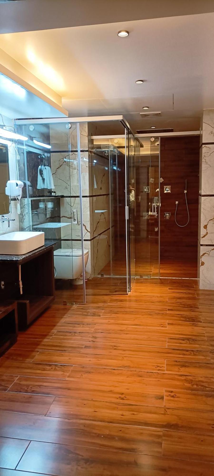 Hotel Suncity Palace Katihar Ngoại thất bức ảnh