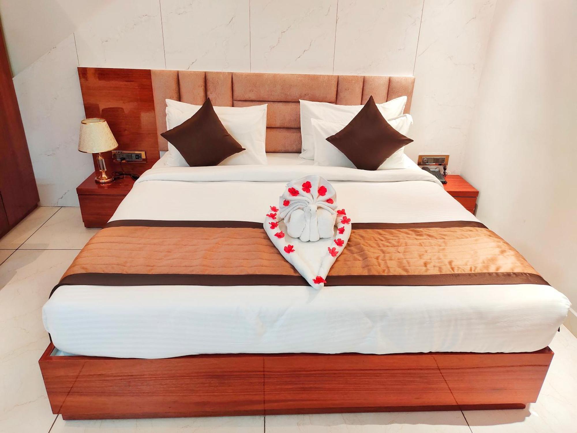Hotel Suncity Palace Katihar Ngoại thất bức ảnh